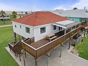 Book today and come relax on the charming porch