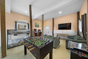 Spielezimmer