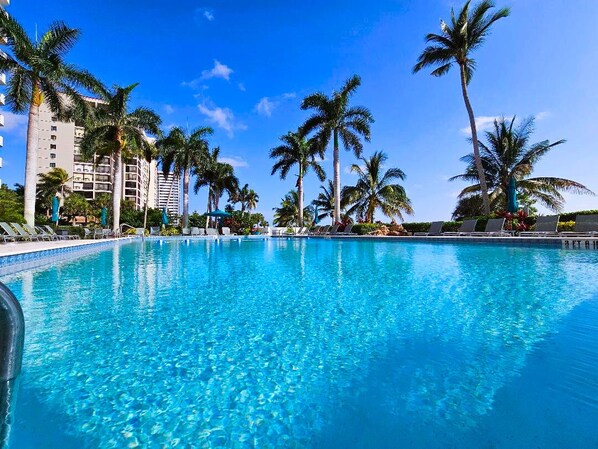 Amazing Massive Pool Right on the Beach