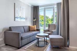 Wohn-/Essbereich mit Doppelschlafcouch