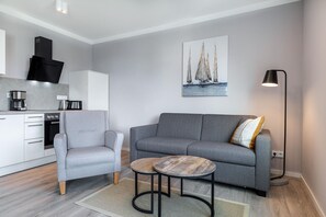 Wohn-Essbereich mit Doppelschlafcouch