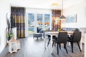 Wohn-/Essbereich mit Zugang zum Balkon - gbmv0-02 - Großenbrode