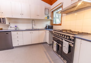 Shared kitchen with dishwasher, Falcon Oven & microwaves