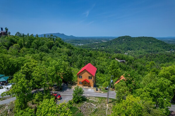 Pigeon Forge Cabin Chasing Views