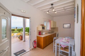 Beachside Bungalow 2 Acharavi Corfu Interior