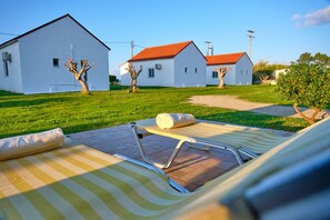 Beachside Bungalow 6 Acharavi 2022 Sunbeds