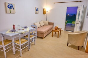 Beachside Bungalow 8 Acharavi Corfu Interior