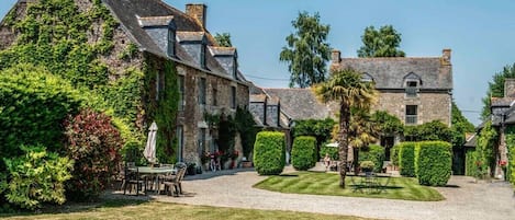 The Courtyard