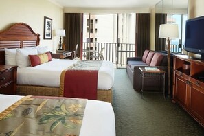 Comfortable 2 Double size beds! Exact unit will be assigned upon arrival. Views, colors and decoration may vary.