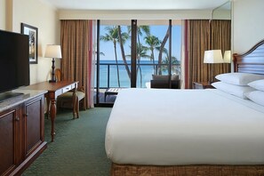 Comfortable King size bed! Exact unit will be assigned upon arrival. Views, colors and decoration may vary.