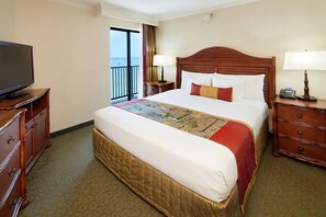Comfortable King size bed!
Exact unit will be assigned upon arrival. Views, colors and decoration may vary.