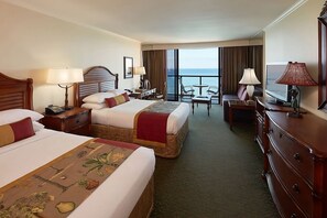 Comfortable 2 Double size beds! Exact unit will be assigned upon arrival. Views, colors and decoration may vary.