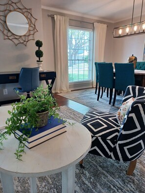 Light and bright front sitting room.