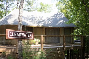 The Clearwater Glamp has a large elevated deck with plenty of room inside & out.