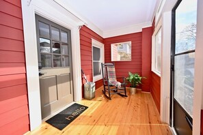The screened in front porch welcomes you when you arrive.