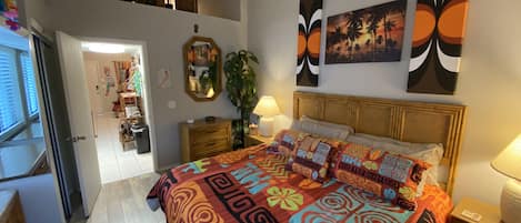 Your beautiful bedroom, a relaxing, tropical Paradise! Comfy king size bed.