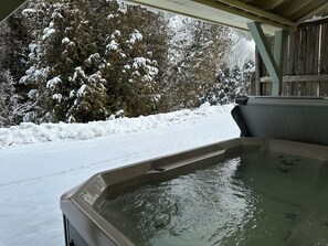 3 Person hot tub