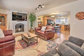 Living Room | Single-Story Cabin | Stairs Required for Entry & Backyard Access
