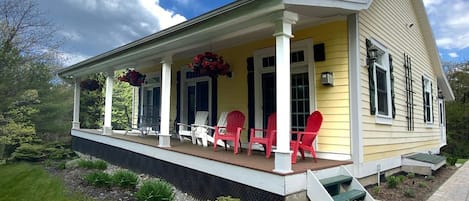 Dine on, bird watch & listen to nature on our beautifully furnished front porch