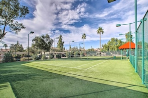 Community Amenities | Tennis Courts