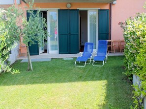 Garden [summer]