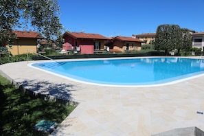 Piscina casa vacanze