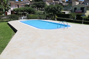 Piscina casa vacanze