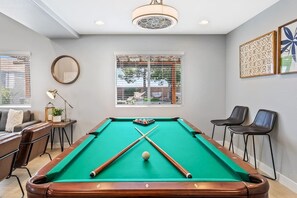 Spielezimmer