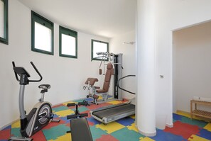 la-cecinella-apartment-cecina-residence-gym