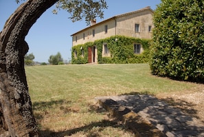 podere-san-giovanni-narni-terni-villa-external