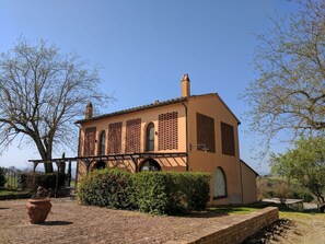 agriturismo-cabbiavoli-chianti-multiproprieta-esterni