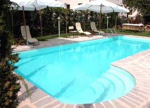 monastery-guest-house-citta-di-castello-villa-pool