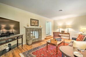 Living Room | Main Level | Free WiFi | Central A/C