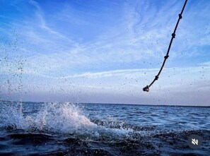 Awesome splash down!