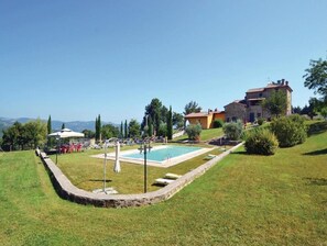 Holiday Home Swimming Pool