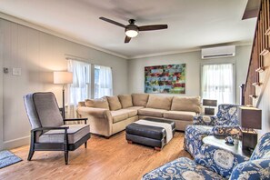 Living Room | 2-Story Home