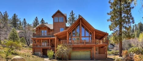 Custom Built Log Style Cabin