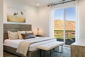 Master King Bedroom