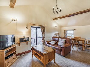 Open plan living space | The Granary - Hardhorn Breaks, Poulton Le Fylde