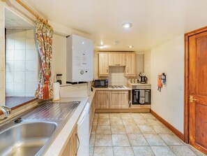 Kitchen | The Barn - Hardhorn Breaks, Poulton Le Fylde