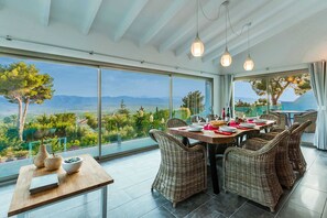 Villa Octante image
