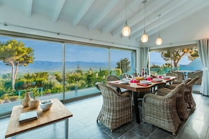 Villa Octante image