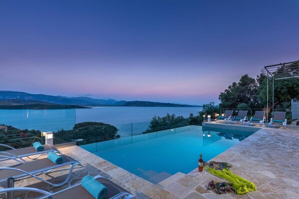 Villa Aurora Kerasia image