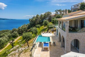 Villa Aurora Kerasia image
