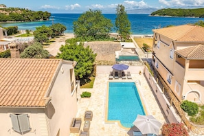 Villa Barbaro image