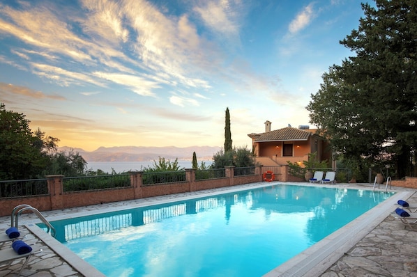 Villa Kalliopi image
