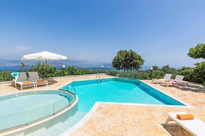 Villa Kokokilas image