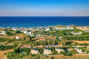 Villa Dominikos image