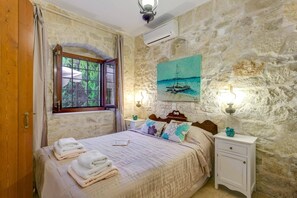 Villa Dominikos image