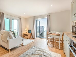 Living area | Valley View - Hole Farm, Alderbury, near Salisbury